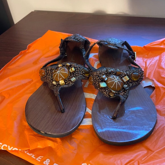 Qupid Thong Sandals Beach Detail US6 - Picture 2 of 7